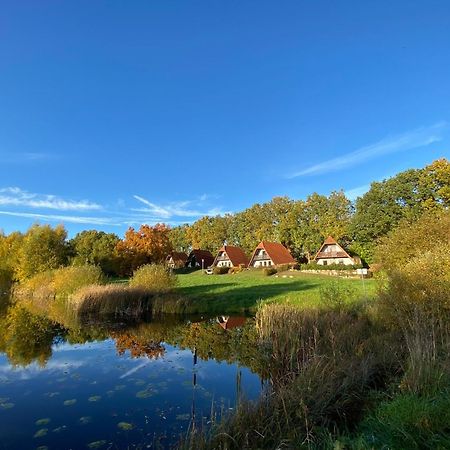 Finnhaeuser Am Vogelpark - Haus Andrea Marlow Exterior photo